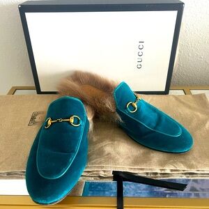 $1130 Gucci Princetown loafer fur turquoise velvet 39 box dust bags horsebit 8/9